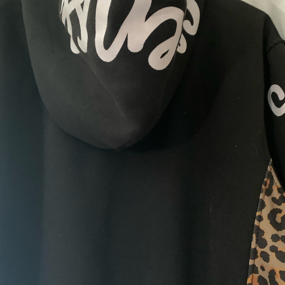 Men’s large screenshot sweat shirt.